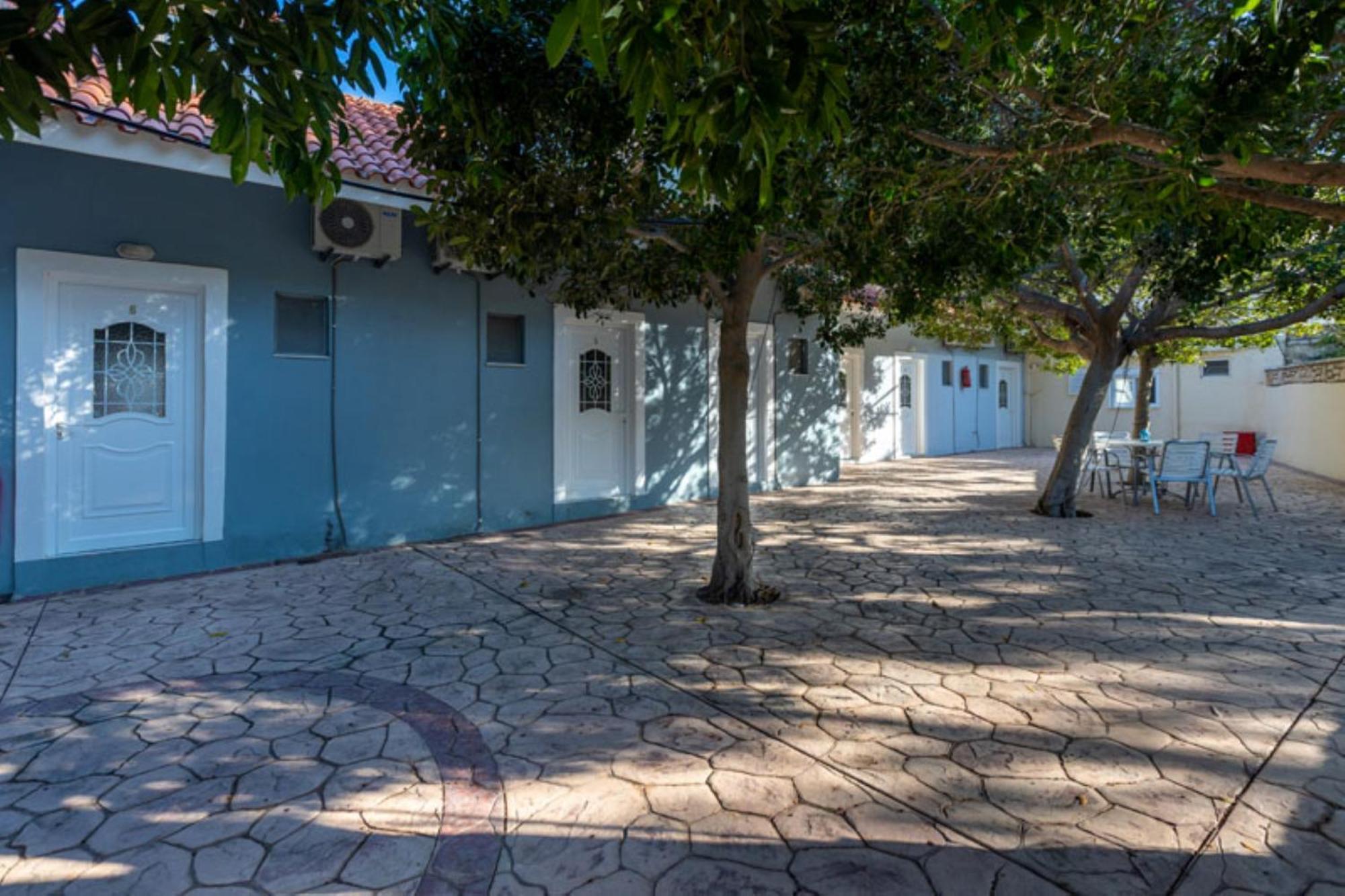 Готель Pansion Koroni L'Antic Екстер'єр фото